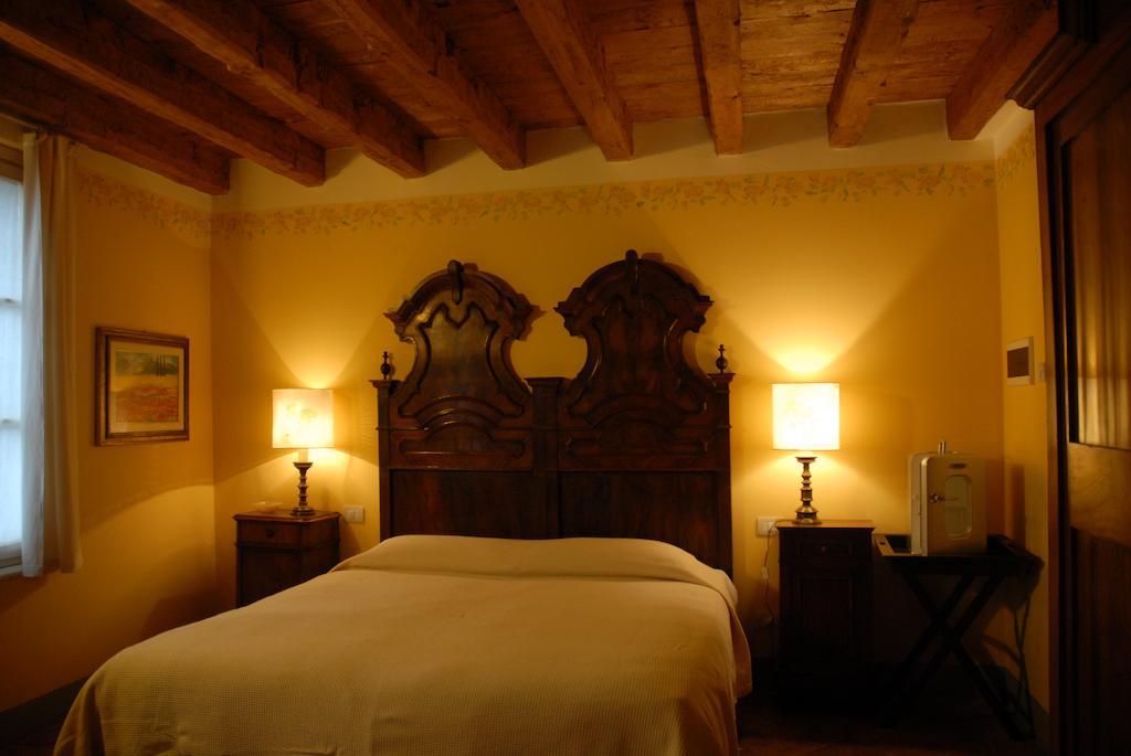 Agriturismo La Costa Crema Pokoj fotografie